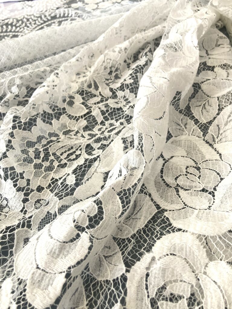 Echantillons de dentelles de Calais